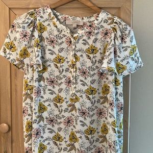 Loft floral, flutter sleeve blouse